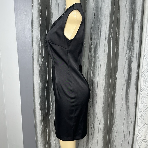 Connected ApparelBody Con Deep V Neck Black Satin Beaded Women’s Mini Dress Sz 6 - Picture 3 of 6